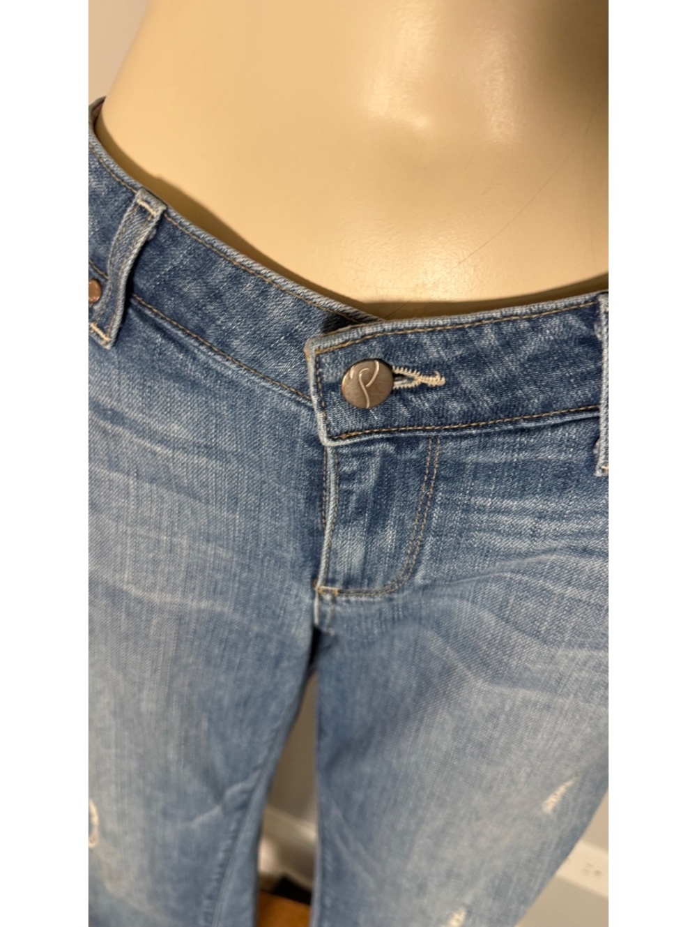 PAIGE Women's Cropped Jimmy Jimmy Denim Jeans with Distressed Detailing - Picture 3 of 10